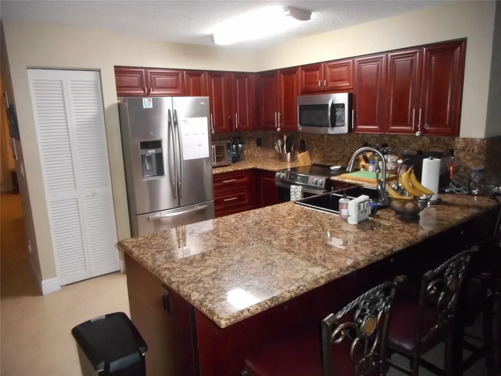 1741 SW 109th Terrace Davie FL 33324