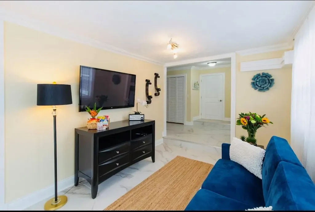 279 Hach Lane West Palm Beach FL 33415