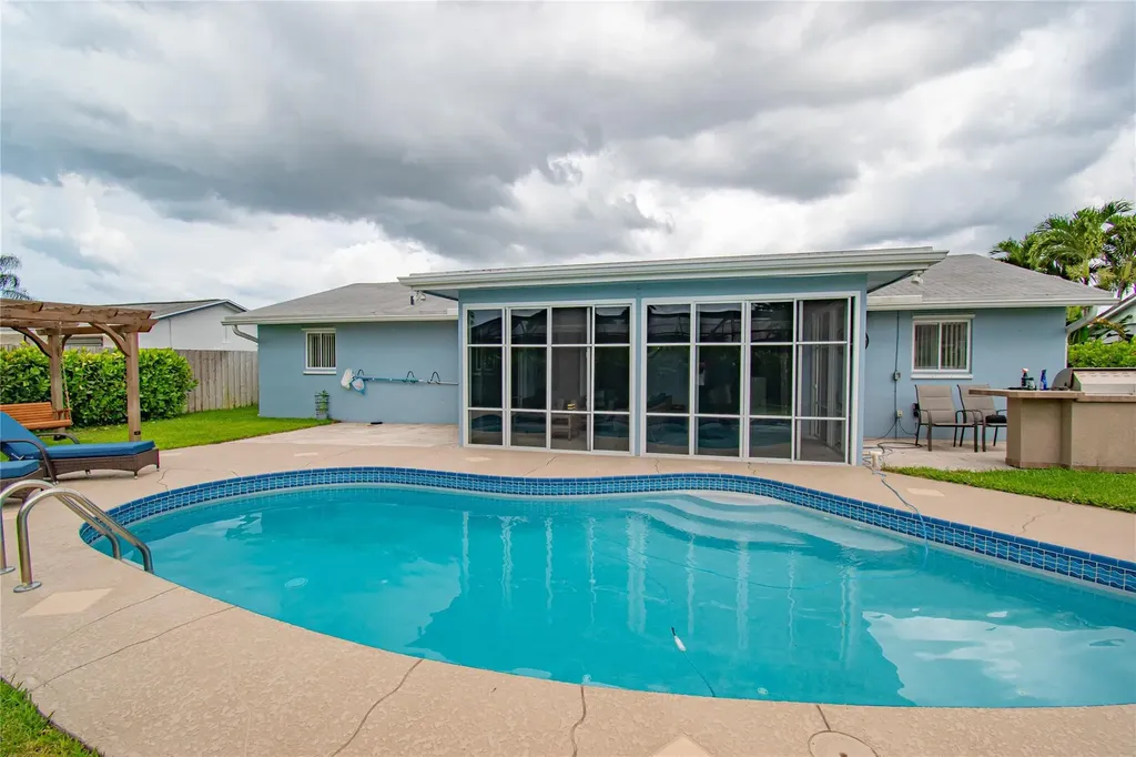 6557 Country Wood Way Delray Beach FL 33484