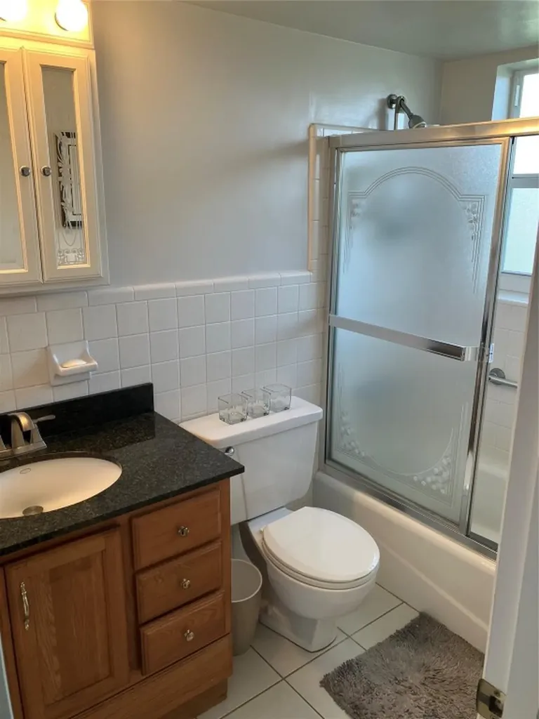 1951 NE 39th Street Lighthouse Point FL 33064