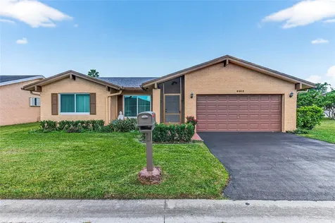 9812 NW 75th Court Tamarac FL 33321