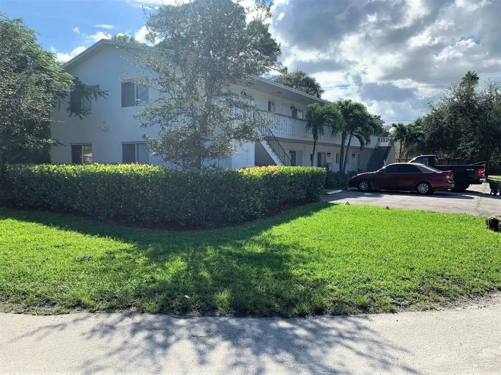 701 SW 14th Avenue Fort Lauderdale FL 33312