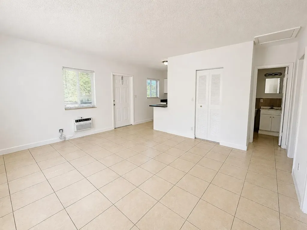 701 SW 14th Avenue Fort Lauderdale FL 33312