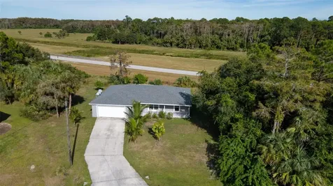 8007 Royal Court Labelle FL 33935