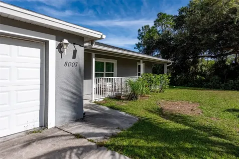 8007 Royal Court Labelle FL 33935
