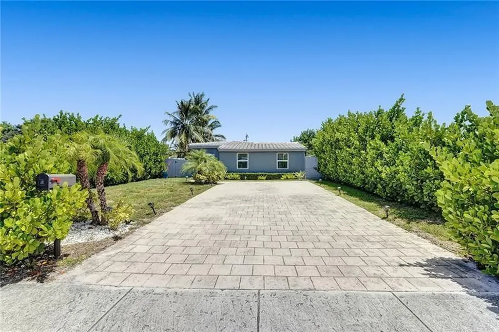 1732 NE 173rd Street North Miami Beach FL 33162