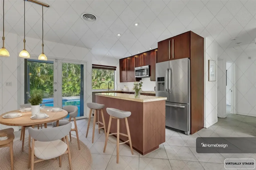 2031 NW 39th Court Oakland Park FL 33309