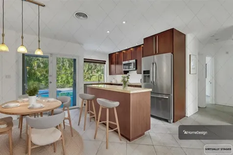 2031 NW 39th Court Oakland Park FL 33309