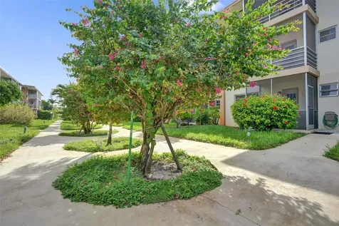 17001 NE 13th Avenue Miami FL 33162