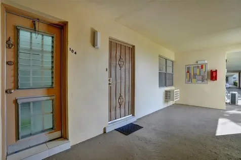 17001 NE 13th Avenue Miami FL 33162