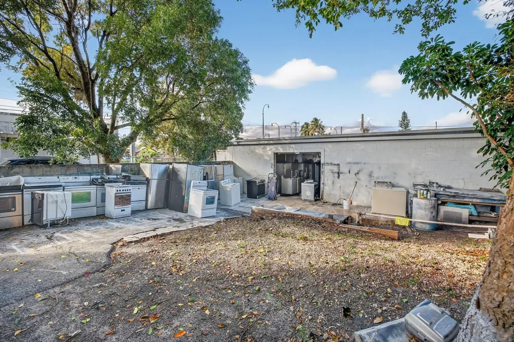 3936 SW 12th Court Fort Lauderdale FL 33312