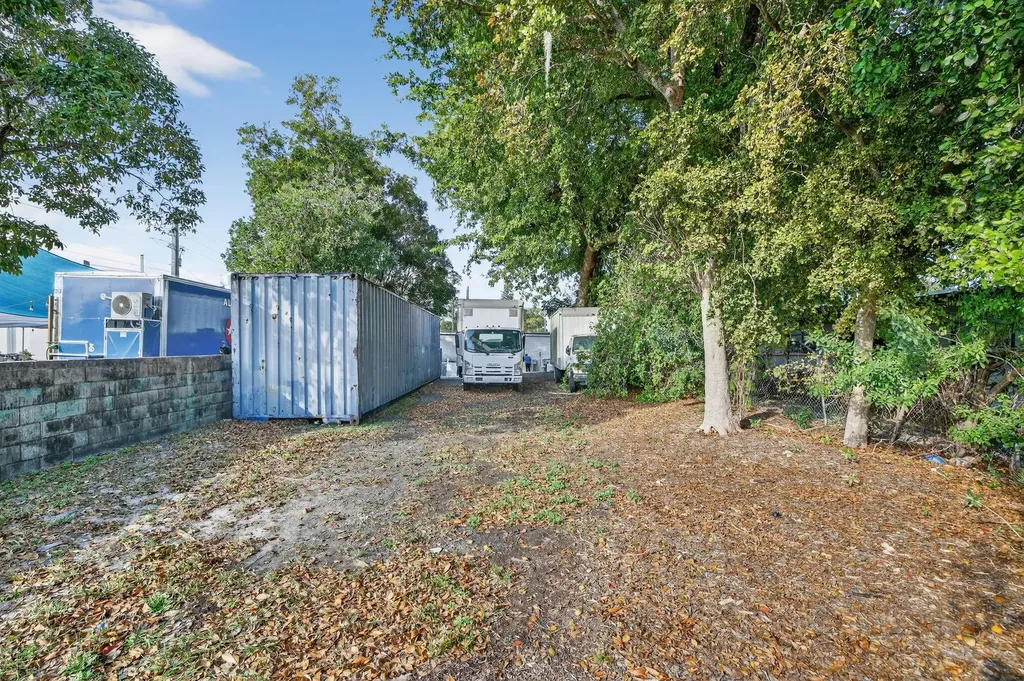 3936 SW 12th Court Fort Lauderdale FL 33312