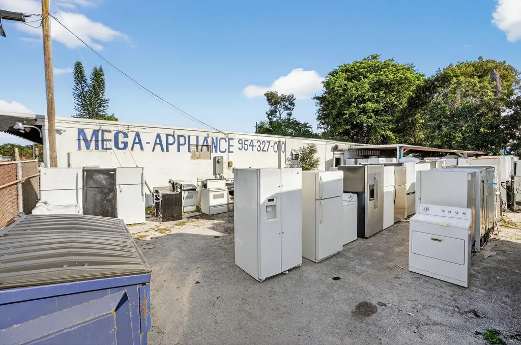 3936 SW 12th Court Fort Lauderdale FL 33312