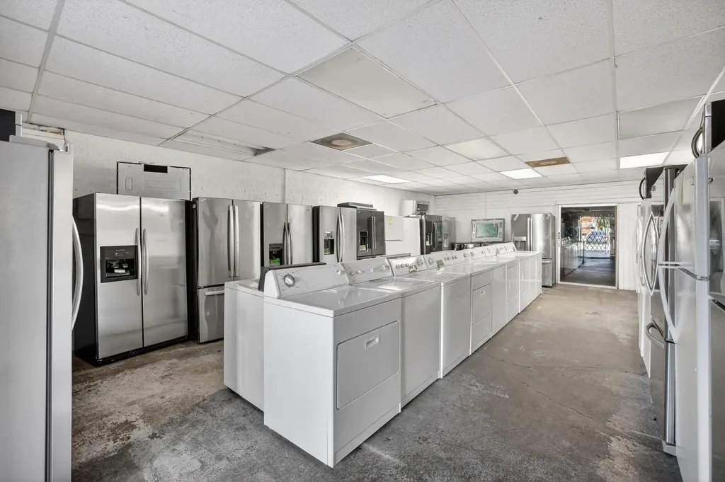 3936 SW 12th Court Fort Lauderdale FL 33312