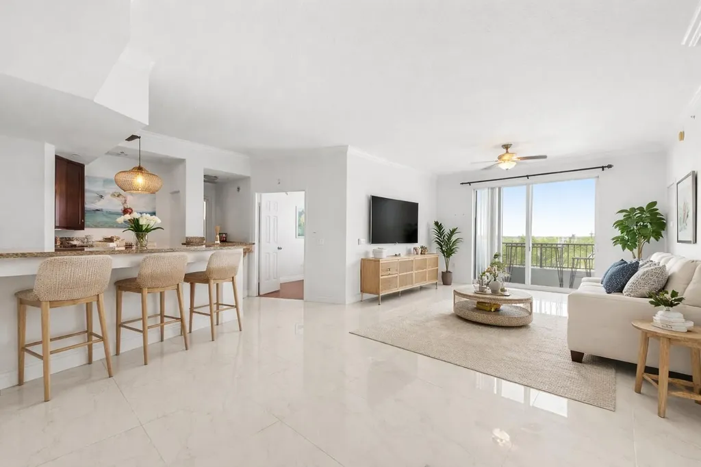 2401 NE 65th Street Fort Lauderdale FL 33308