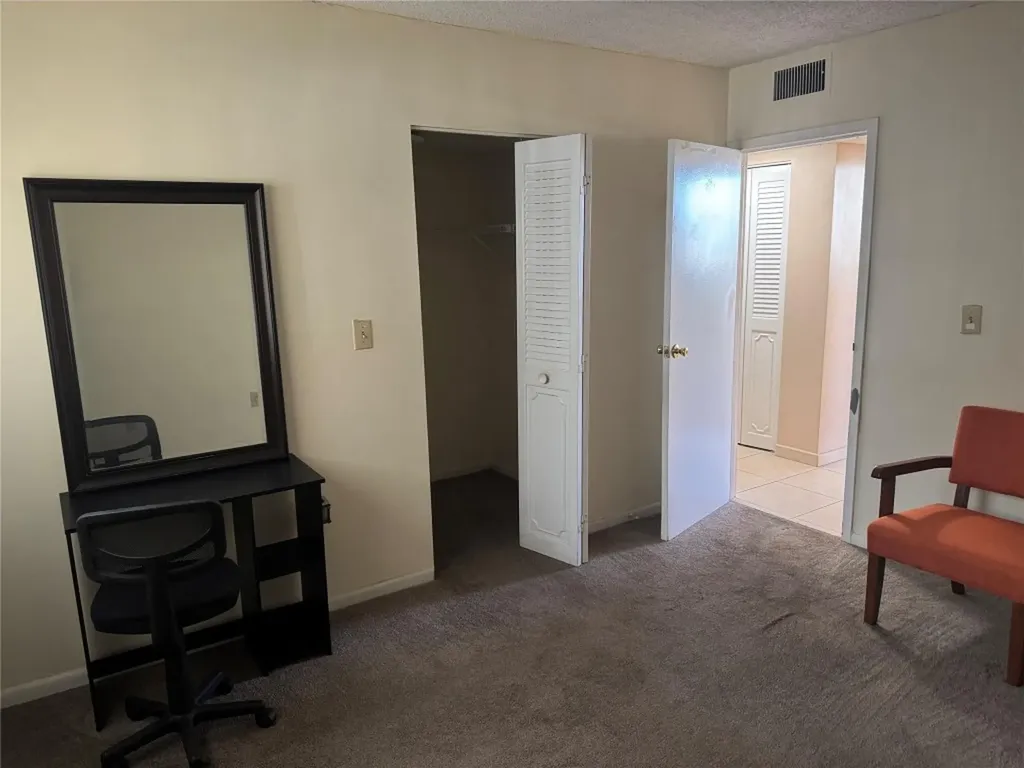 2860 Somerset Drive Fort Lauderdale FL 33311