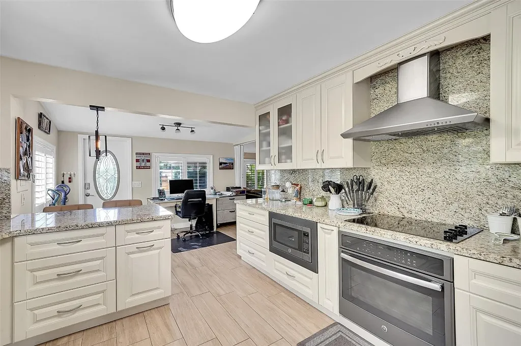 4860 SW 61st Avenue Davie FL 33314