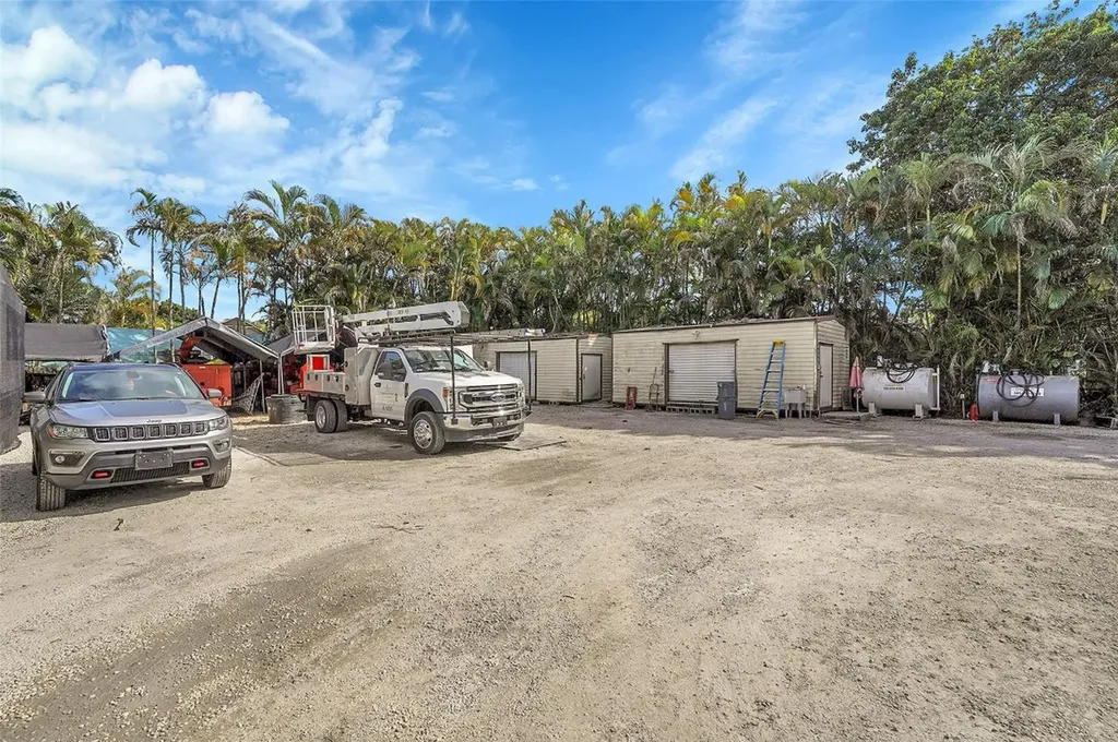 4860 SW 61st Avenue Davie FL 33314
