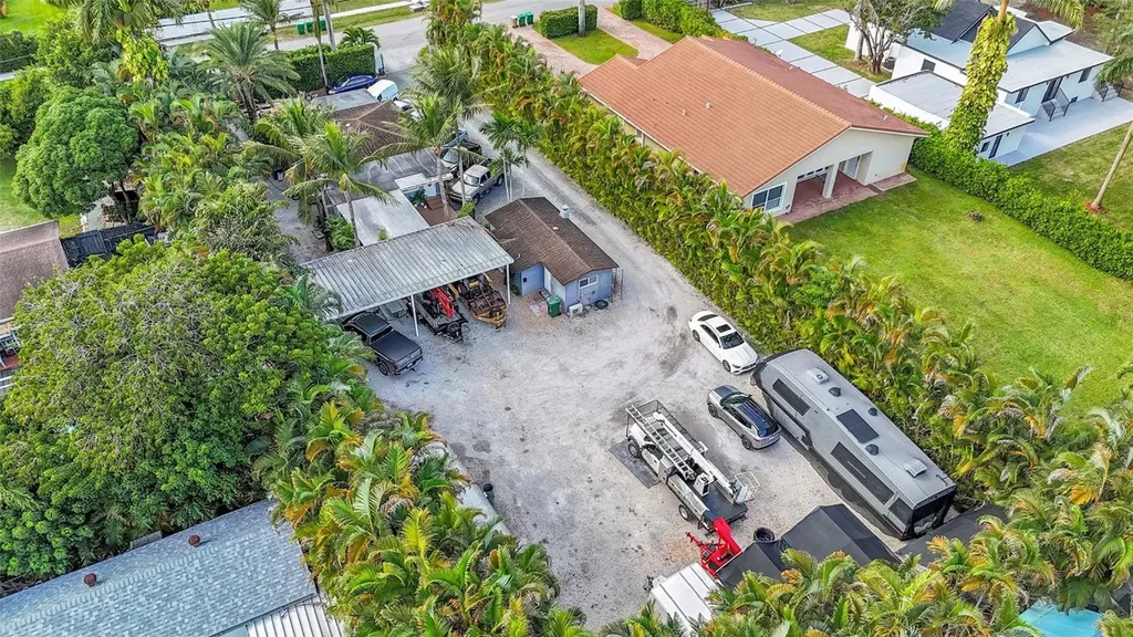 4860 SW 61st Avenue Davie FL 33314