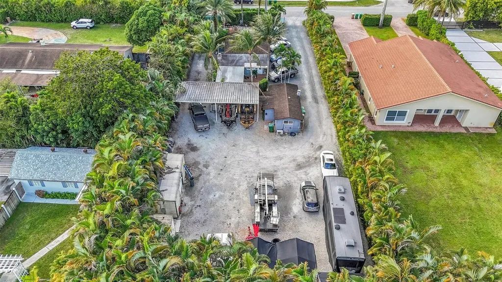 4860 SW 61st Avenue Davie FL 33314
