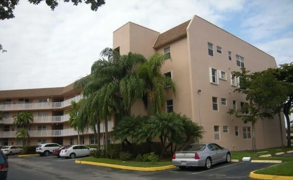 2521 NW 104th Avenue Sunrise FL 33322