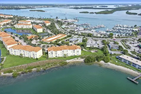 3 Harbour Isle Drive Fort Pierce FL 34949
