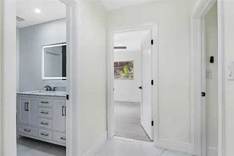 5900 SW 17th Street Plantation FL 33317