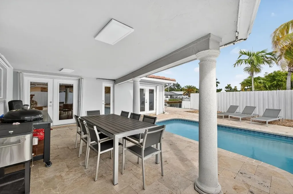 5950 NE 28th Avenue Fort Lauderdale FL 33308