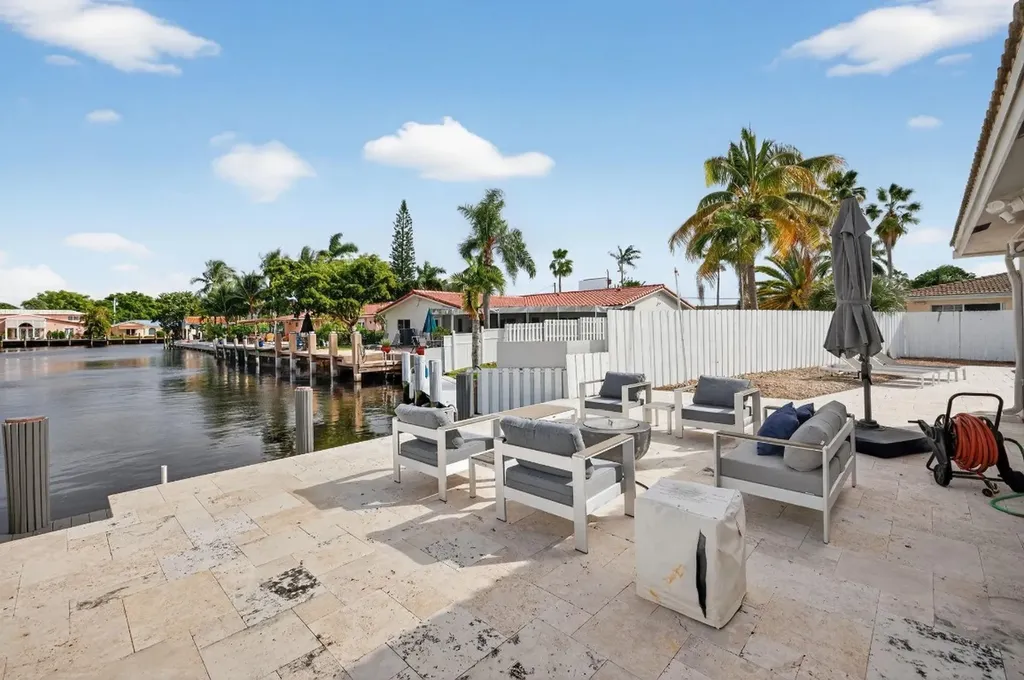 5950 NE 28th Avenue Fort Lauderdale FL 33308