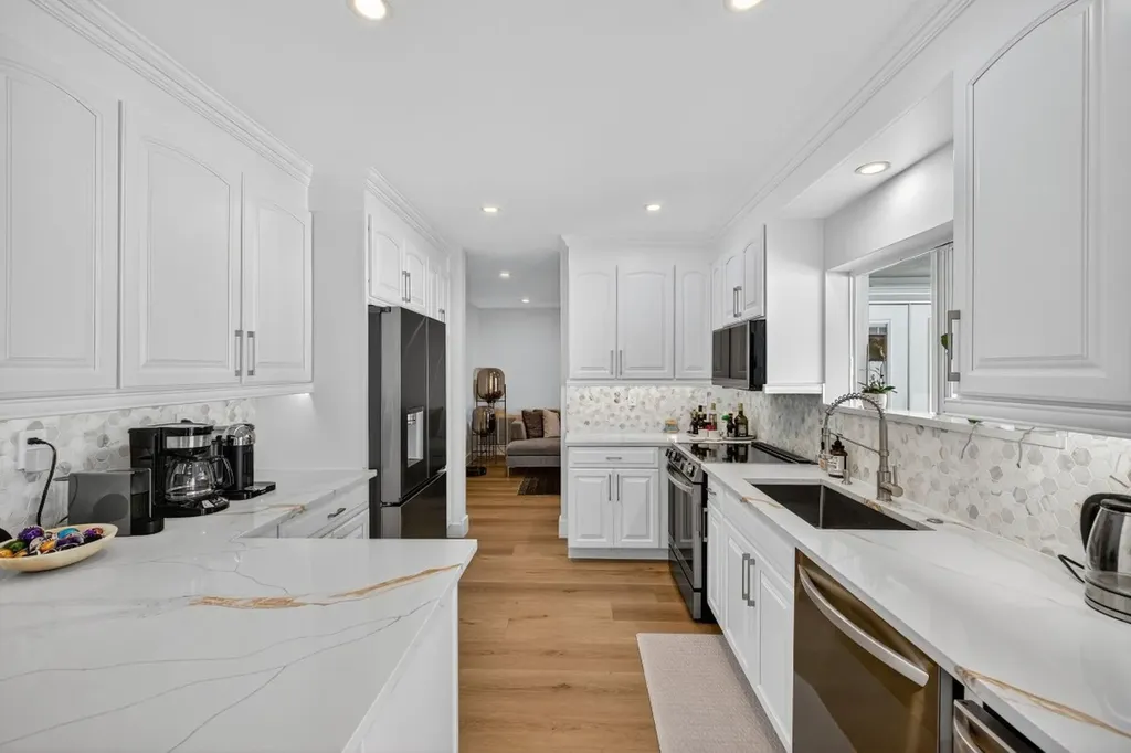 5950 NE 28th Avenue Fort Lauderdale FL 33308
