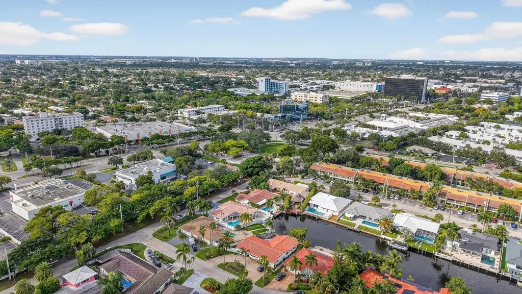 5950 NE 28th Avenue Fort Lauderdale FL 33308