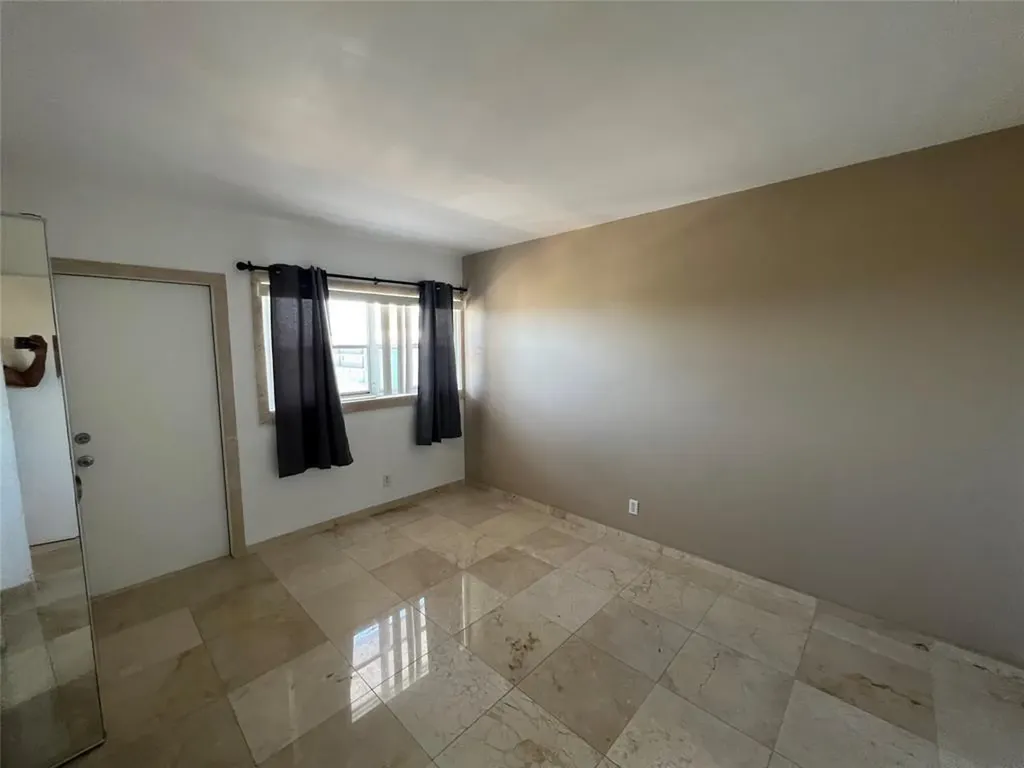 4311 Crystal Lake Drive Deerfield Beach FL 33064