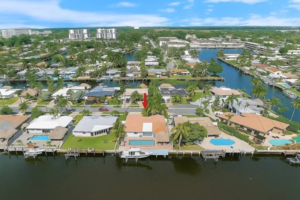 370 SE 3rd Court Pompano Beach FL 33060