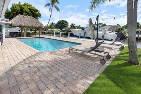 370 SE 3rd Court Pompano Beach FL 33060