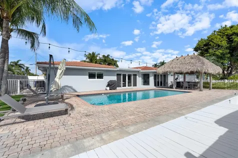 370 SE 3rd Court Pompano Beach FL 33060