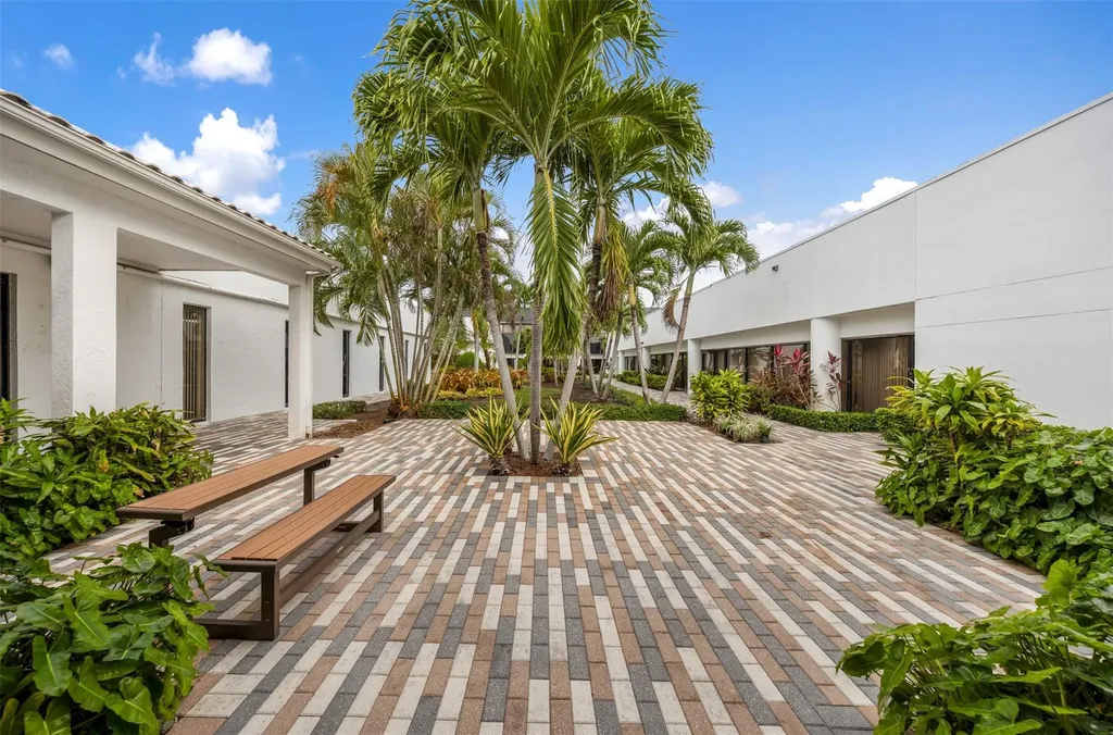 2001 W Cypress Creek Road Fort Lauderdale FL 33309