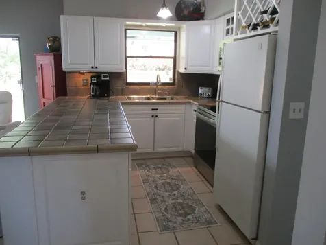 231 SE 9th Street Dania Beach FL 33004