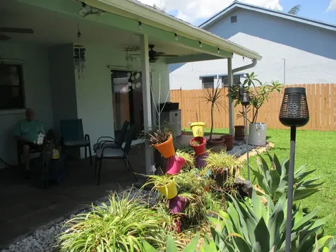 231 SE 9th Street Dania Beach FL 33004
