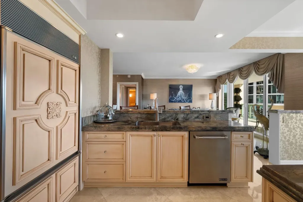411 N New River Drive E Fort Lauderdale FL 33301