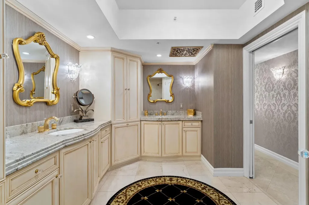 411 N New River Drive E Fort Lauderdale FL 33301