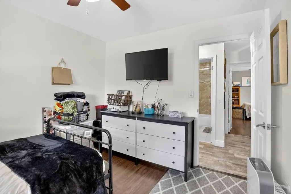 691 Willow Grove Terrace Davie FL 33325
