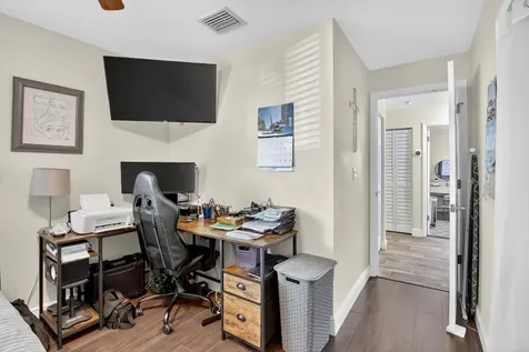 691 Willow Grove Terrace Davie FL 33325