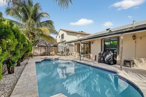 691 Willow Grove Terrace Davie FL 33325