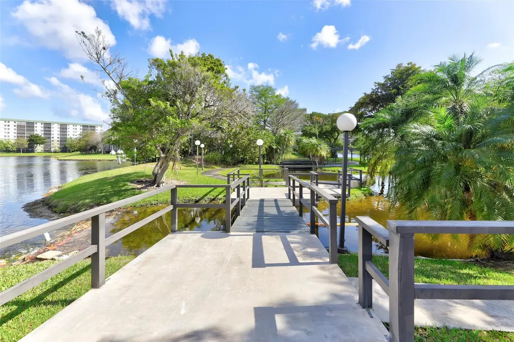 2236 N Cypress Bend Drive Pompano Beach FL 33069