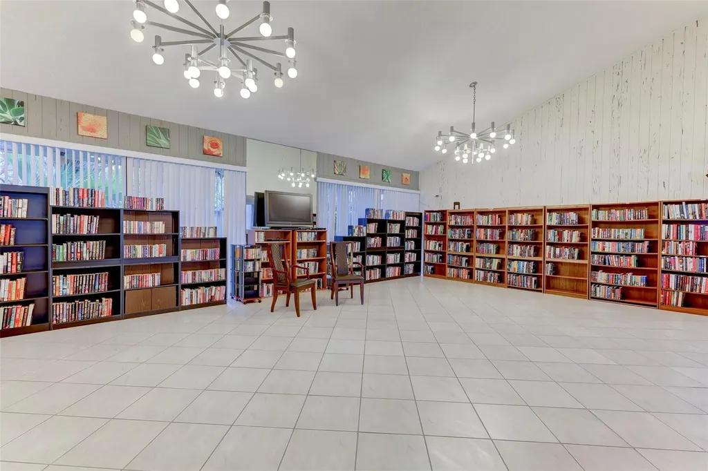 2236 N Cypress Bend Drive Pompano Beach FL 33069