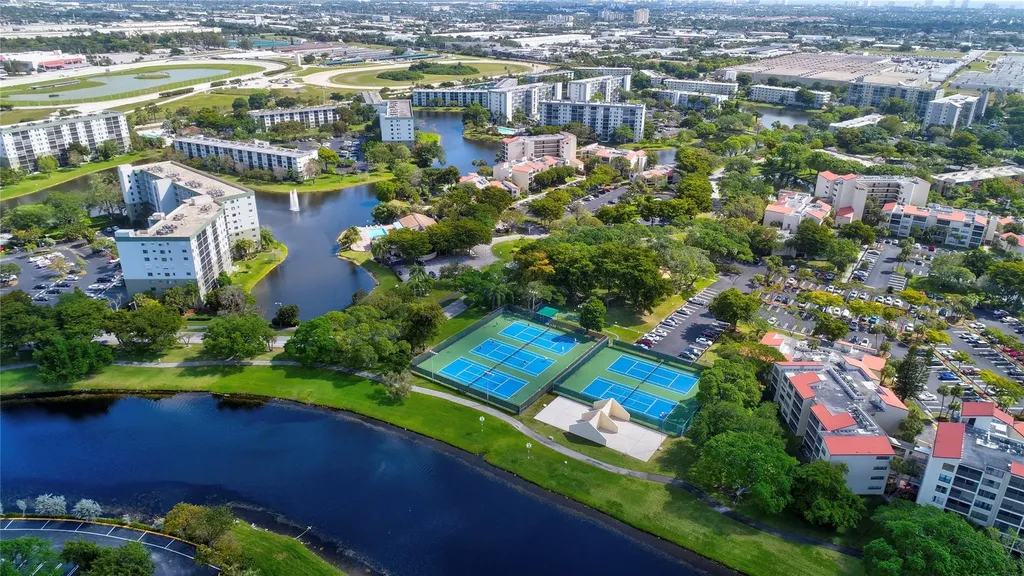 2236 N Cypress Bend Drive Pompano Beach FL 33069