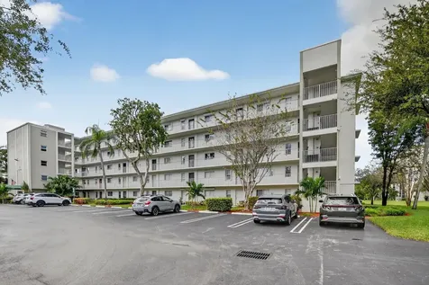 2236 N Cypress Bend Drive Pompano Beach FL 33069