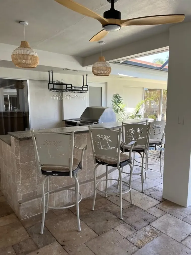 556 SE 15th Avenue Deerfield Beach FL 33441