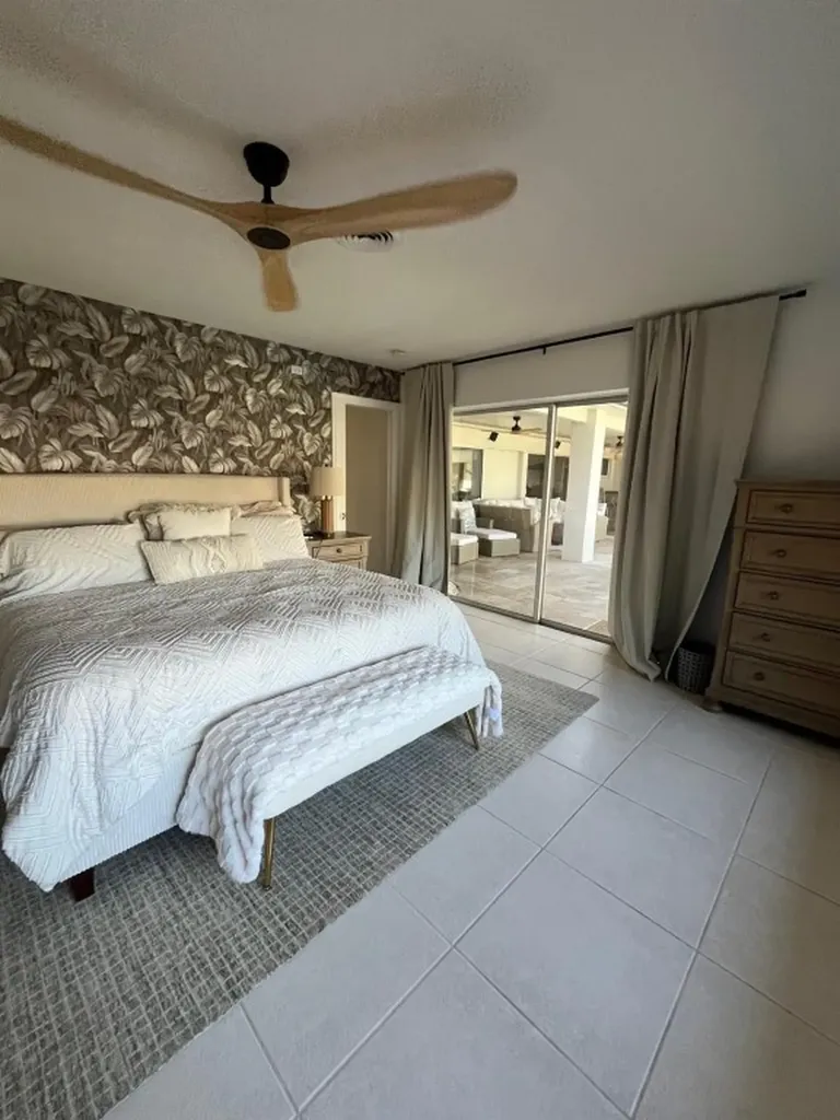 556 SE 15th Avenue Deerfield Beach FL 33441