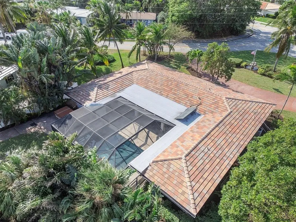 556 SE 15th Avenue Deerfield Beach FL 33441